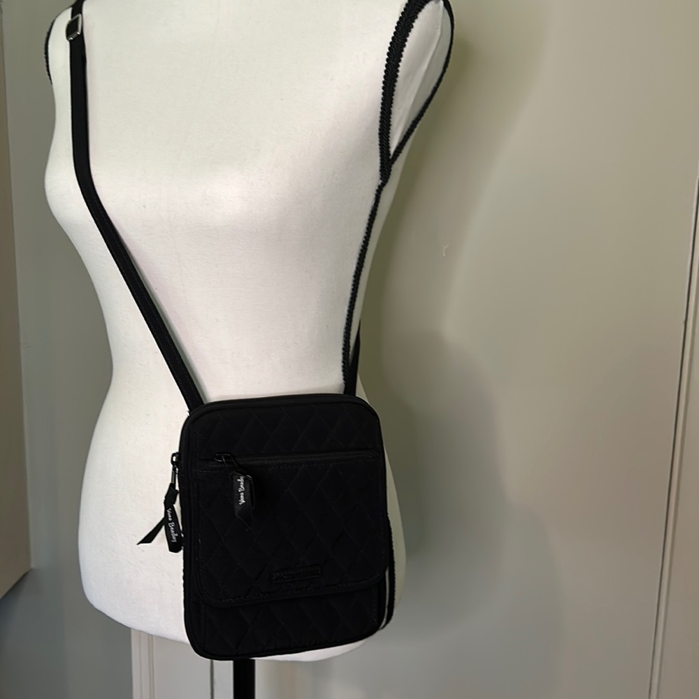 NWT Vera Bradley Crossbody black quilted bag.